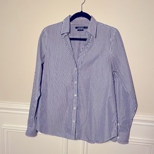 Non-Iron Button Down Shirt - Navy & White Stripe